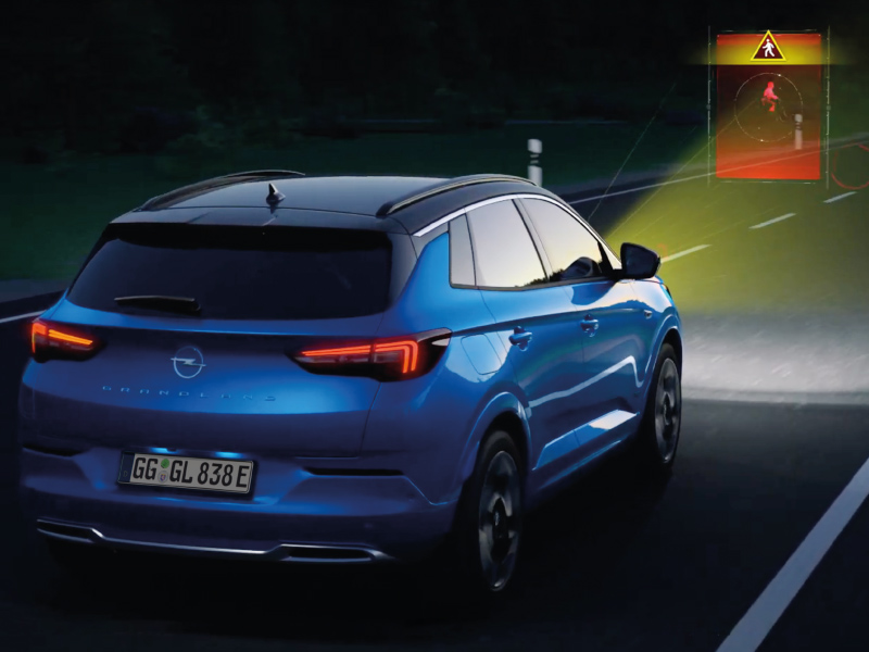 Olhar em frente: O Sistema de Visão Noturna do novo Opel Grandland